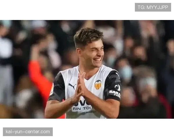 瓦伦西亚客场2-0完胜希洪竞技 贝尔特兰闪击奠定胜局